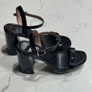Mix No. 6 Sabria Women’s Platform Sandal in Black Size 8 - Wide